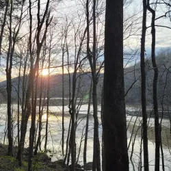 Laurel River Lake - London