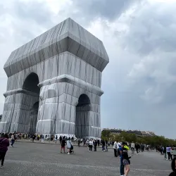 Champs-Élysées and Arc de Triomphe - Paris