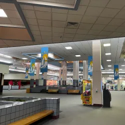 Somerset Mall - Somerset