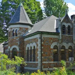 Fairfield Public Library - Fairfield