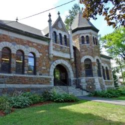 Fairfield Public Library - Fairfield