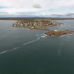 Nubble Lighthouse (Cape Neddick Light) - York