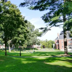 Amherst College - Amherst