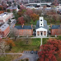 Amherst College - Amherst