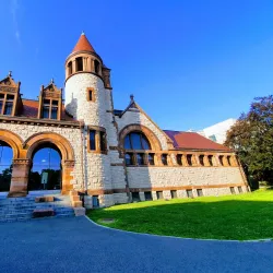 Cambridge Public Library - Cambridge