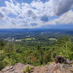 Mount Tom State Reservation - Easthampton