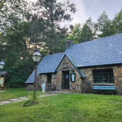 Mount Tom State Reservation - Easthampton