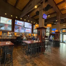 Collette's Restaurant and Bar - Fall River