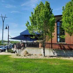 Collette's Restaurant and Bar - Fall River