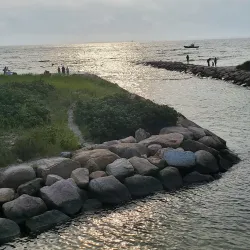 Old Silver Beach - Falmouth