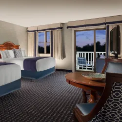 Hyannis Harbor - Hyannis