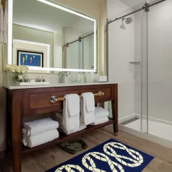 Hyannis Harbor - Hyannis