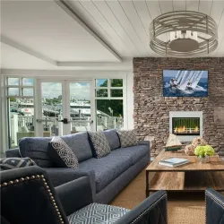 Hyannis Harbor - Hyannis