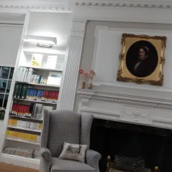 Longmeadow Public Library - Longmeadow