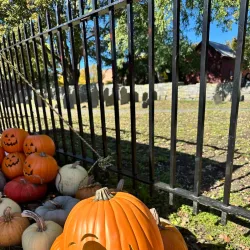 Old Burying Point Cemetery - Salem