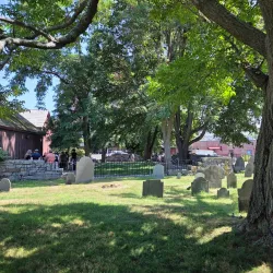 Old Burying Point Cemetery - Salem