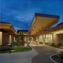 Bloomfield Township Public Library - Bloomfield Hills