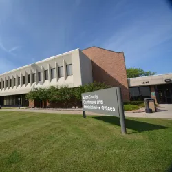 Eaton County Courthouse - Charlotte