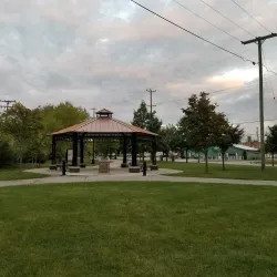 Macomb Orchard Trail - Clinton Township