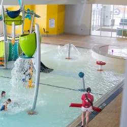 Holland Aquatic Center - Holland