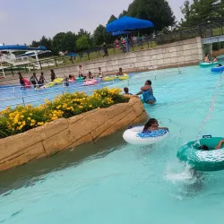 Red Oaks Waterpark - Madison Heights