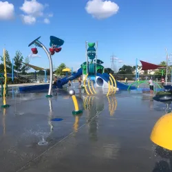 Red Oaks Waterpark - Madison Heights