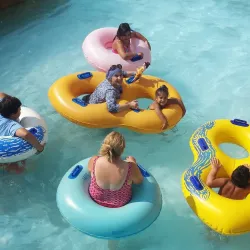 Red Oaks Waterpark - Madison Heights