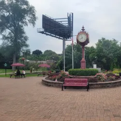 Memorial Park - Shelby Township