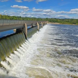 Coon Rapids Dam Visitor Center - Coon Rapids