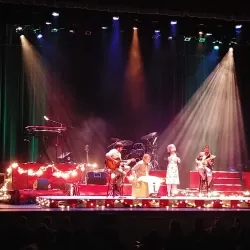 Historic Holmes Theatre - Detroit Lakes