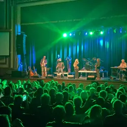 Historic Holmes Theatre - Detroit Lakes