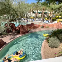 Oasis Waterpark - Eden Prairie