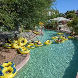 Oasis Waterpark - Eden Prairie