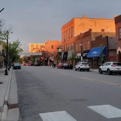 Mainstreet Hopkins - Hopkins