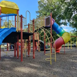 Lakewood Park - Staples