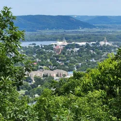 Garvin Heights City Park - Winona