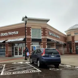 Tamarack Village Shopping Center - Woodbury