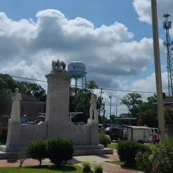 Pearl River County Courthouse - Poplarville