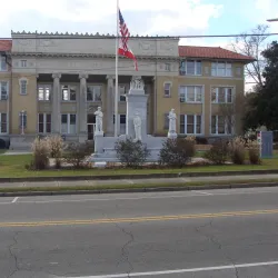 Pearl River County Courthouse - Poplarville
