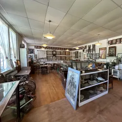 Camdenton Memorial Museum - Camdenton