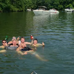 Lake West Marina - Camdenton