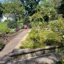 Shelter Gardens - Columbia