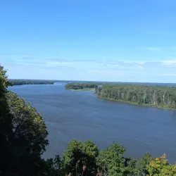 Hannibal Riverfront and Riverview Park - Hannibal