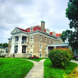 Rockcliffe Mansion - Hannibal