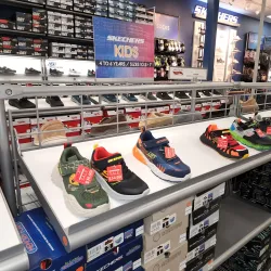 St. Louis Premium Outlets - High Ridge