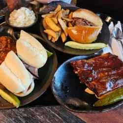 Zarda Bar-B-Q - Independence