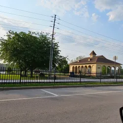 Katy Trail State Park - St. Charles Trailhead - Saint Charles