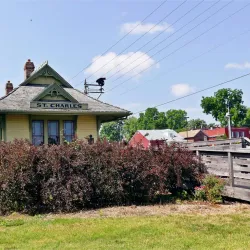 Katy Trail State Park - St. Charles Trailhead - Saint Charles
