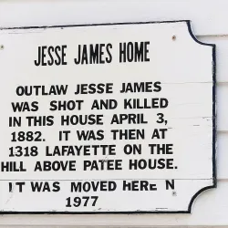 Jesse James Home Museum - Saint Joseph