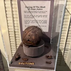 Jesse James Home Museum - Saint Joseph